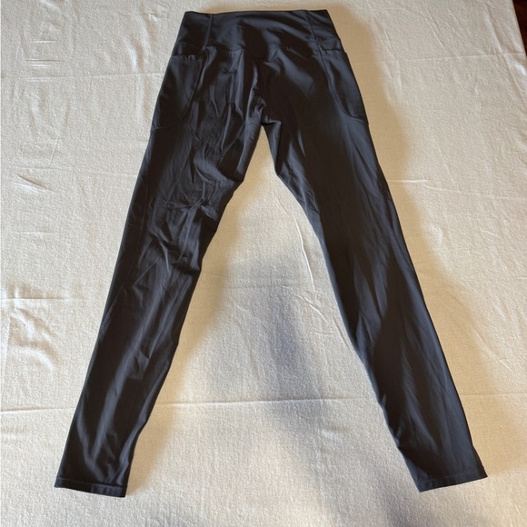 Womens Size Medium Black Leggings - Picture 2 of 3
